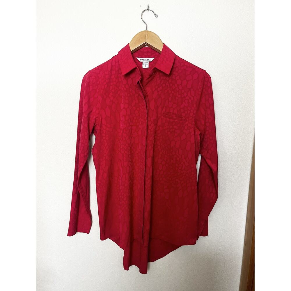 Athleta Urbanite Textured Button Down Shirt Women Small Red Gorpcore Athleisure - Picture 4 of 11
